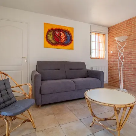 Vakantiehuis Familial Au Calme Avec Terrasse, Proche Puy Du Fou Et Plages Vendeennes. - Fr-1-622-41 *
